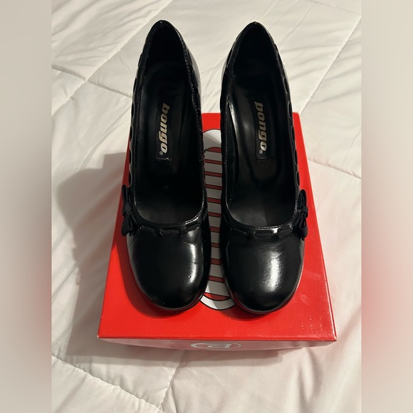 Vintage Y2K Bongo Sabina Black Heels with Ribbon and Bow Detail - Picture 2 of 11
